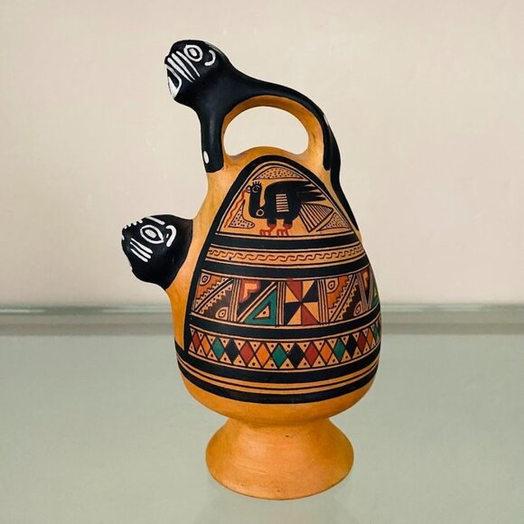 Handmade Peruvian Terracotta Bridge-Handled Jug – Ayacucho Folk Art Nazca Style - Picture 1 of 6